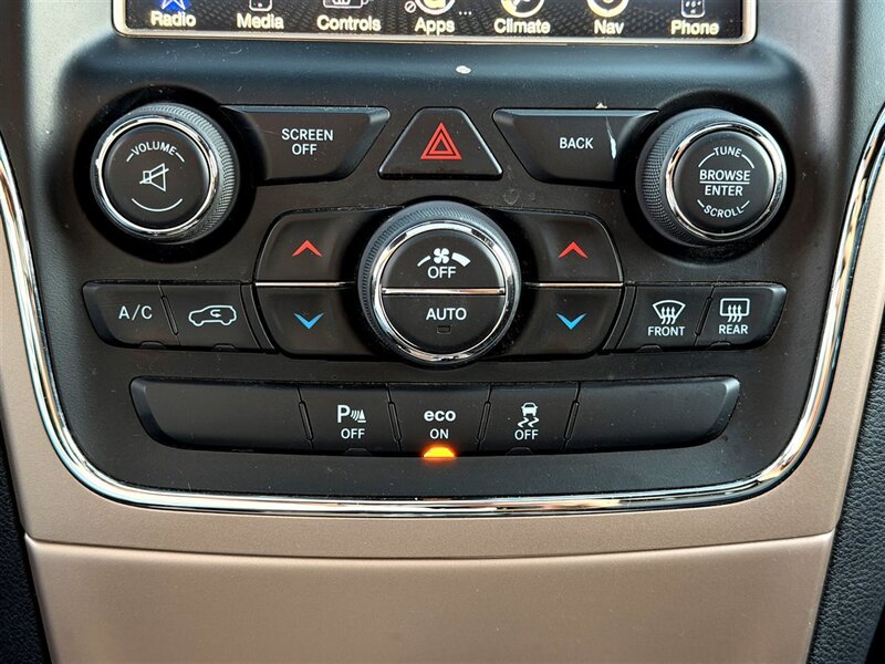 2015 Jeep Grand Cherokee Limited - Photo 20 - Sherman Oaks, CA 91403-1701