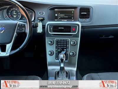 2014 Volvo S60 T5   - Photo 12 - Sherman Oaks, CA 91403-1701