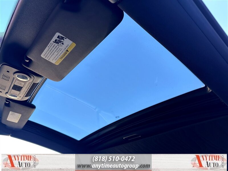 2013 Volkswagen Eos Komfort Edition - Photo 23 - Sherman Oaks, CA 91403-1701