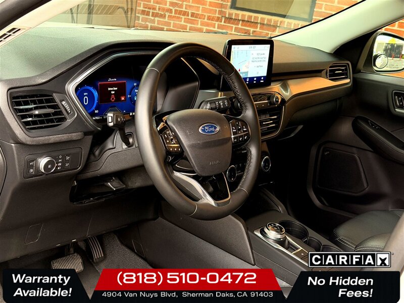 2022 Ford Escape Hybrid Titanium - Photo 13 - Sherman Oaks, CA 91403-1701