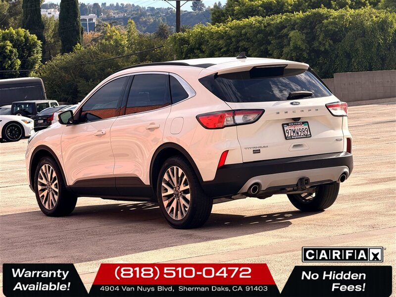 2022 Ford Escape Hybrid Titanium - Photo 5 - Sherman Oaks, CA 91403-1701