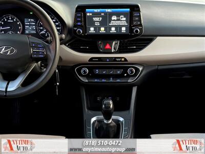 2018 Hyundai ELANTRA GT   - Photo 12 - Sherman Oaks, CA 91403-1701