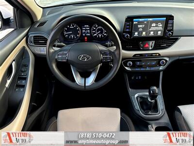 2018 Hyundai ELANTRA GT   - Photo 11 - Sherman Oaks, CA 91403-1701