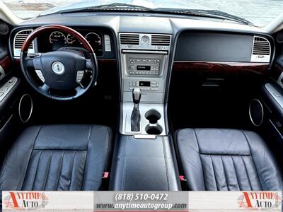 2003 Lincoln Navigator Luxury   - Photo 9 - Sherman Oaks, CA 91403-1701