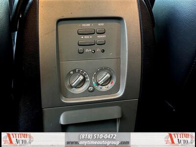 2003 Lincoln Navigator Luxury   - Photo 21 - Sherman Oaks, CA 91403-1701