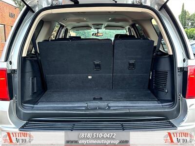 2003 Lincoln Navigator Luxury   - Photo 23 - Sherman Oaks, CA 91403-1701