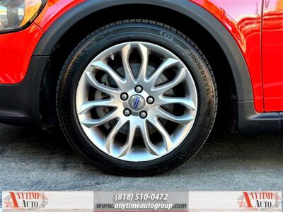 2009 Volvo C30 T5   - Photo 20 - Sherman Oaks, CA 91403-1701