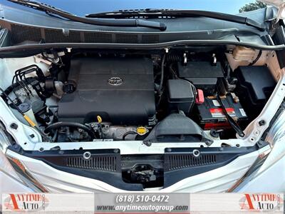 2015 Toyota Sienna LE 8-Passenger   - Photo 24 - Sherman Oaks, CA 91403-1701