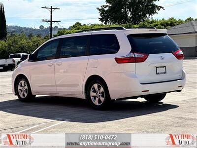 2015 Toyota Sienna LE 8-Passenger   - Photo 5 - Sherman Oaks, CA 91403-1701