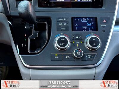 2015 Toyota Sienna LE 8-Passenger   - Photo 18 - Sherman Oaks, CA 91403-1701