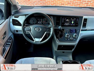 2015 Toyota Sienna LE 8-Passenger   - Photo 11 - Sherman Oaks, CA 91403-1701