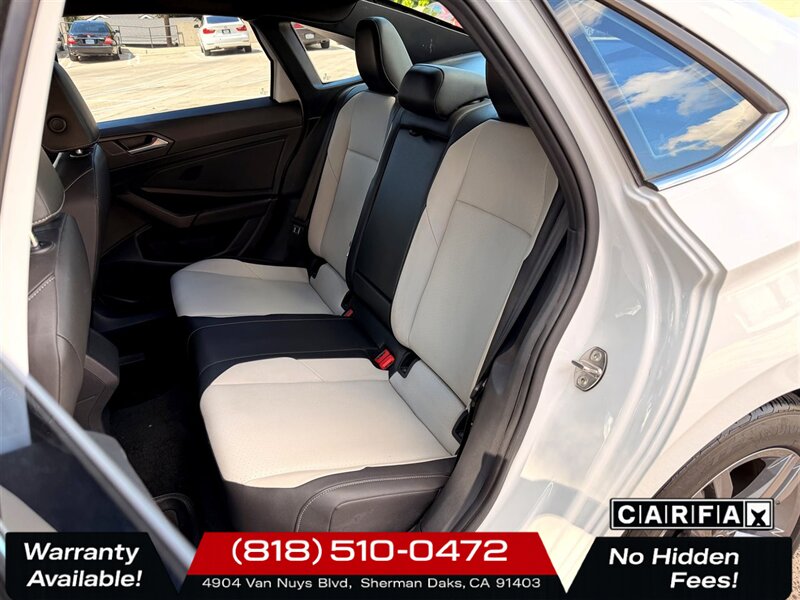2020 Volkswagen Jetta R-Line - Photo 23 - Sherman Oaks, CA 91403-1701