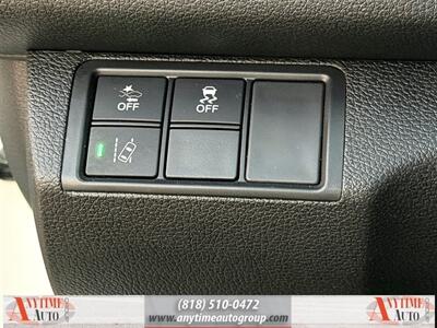 2019 Honda Civic LX   - Photo 19 - Sherman Oaks, CA 91403-1701