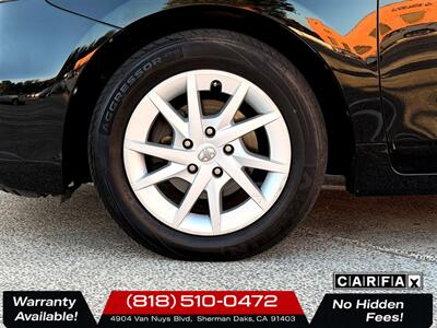 2012 Toyota Prius v Three   - Photo 21 - Sherman Oaks, CA 91403-1701