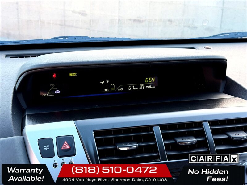 2012 Toyota Prius v Three   - Photo 13 - Sherman Oaks, CA 91403-1701