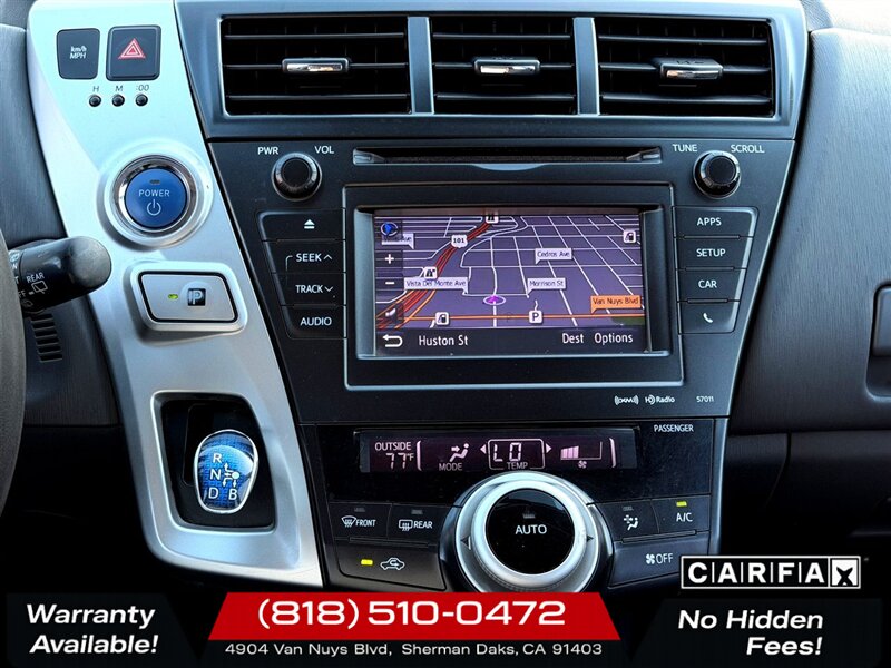 2012 Toyota Prius v Three   - Photo 14 - Sherman Oaks, CA 91403-1701
