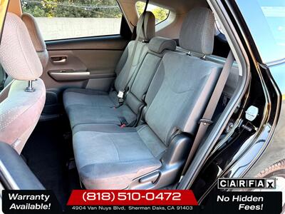 2012 Toyota Prius v Three   - Photo 18 - Sherman Oaks, CA 91403-1701