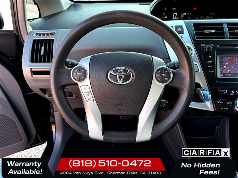 2012 Toyota Prius v Three   - Photo 17 - Sherman Oaks, CA 91403-1701