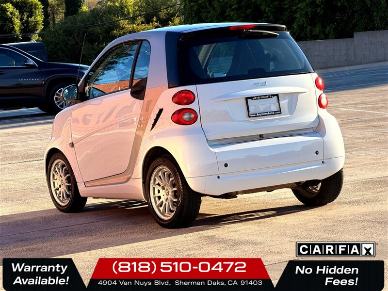 2012 Smart fortwo passion - Photo 5 - Sherman Oaks, CA 91403-1701