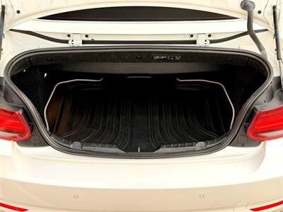 2020 BMW 230i   - Photo 26 - Sherman Oaks, CA 91403-1701