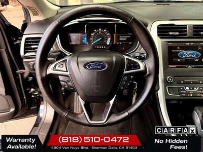 2016 Ford Fusion SE   - Photo 18 - Sherman Oaks, CA 91403-1701