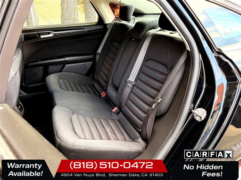 2016 Ford Fusion SE   - Photo 19 - Sherman Oaks, CA 91403-1701