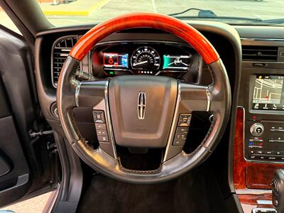2016 Lincoln Navigator Select   - Photo 20 - Sherman Oaks, CA 91403-1701