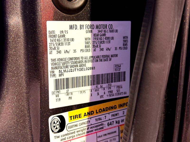 2016 Lincoln Navigator Select   - Photo 34 - Sherman Oaks, CA 91403-1701