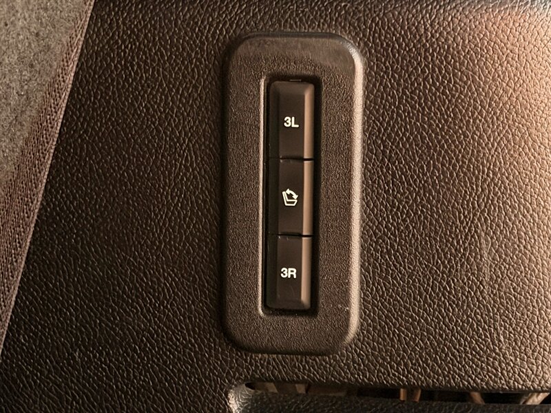 2016 Lincoln Navigator Select   - Photo 27 - Sherman Oaks, CA 91403-1701