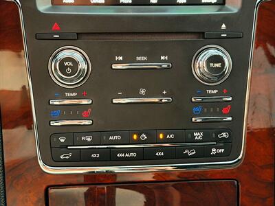 2016 Lincoln Navigator Select   - Photo 18 - Sherman Oaks, CA 91403-1701