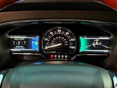 2016 Lincoln Navigator Select   - Photo 15 - Sherman Oaks, CA 91403-1701