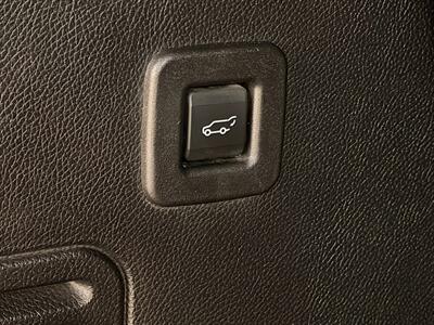 2016 Lincoln Navigator Select   - Photo 26 - Sherman Oaks, CA 91403-1701