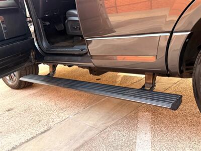 2016 Lincoln Navigator Select   - Photo 21 - Sherman Oaks, CA 91403-1701