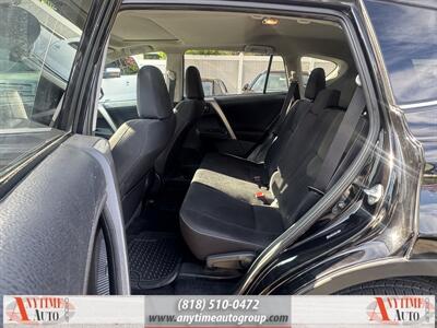 2013 Toyota RAV4 XLE   - Photo 6 - Sherman Oaks, CA 91403-1701