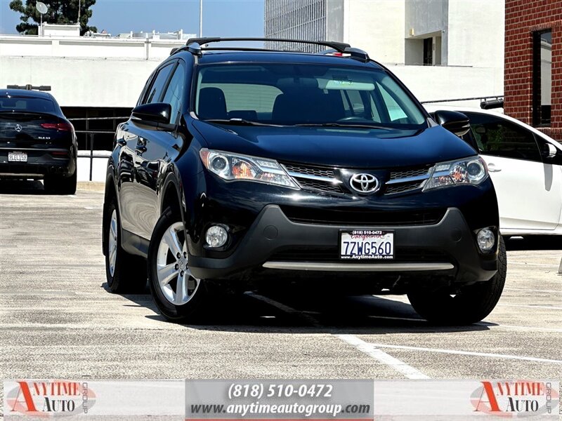 2013 Toyota RAV4 XLE  