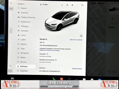 2022 Tesla Model X   - Photo 23 - Sherman Oaks, CA 91403-1701