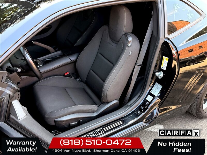 2014 Chevrolet Camaro LT   - Photo 10 - Sherman Oaks, CA 91403-1701