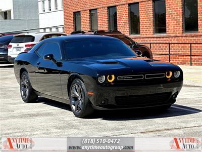 2019 Dodge Challenger SXT  Plus - Photo 8 - Sherman Oaks, CA 91403-1701