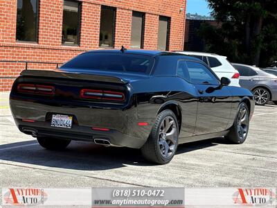 2019 Dodge Challenger SXT  Plus - Photo 6 - Sherman Oaks, CA 91403-1701