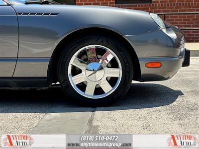 2003 Ford Thunderbird   - Photo 10 - Sherman Oaks, CA 91403-1701