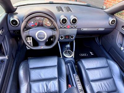 2004 Audi TT 1.8T Roadster FrontTrak   - Photo 15 - Sherman Oaks, CA 91403-1701