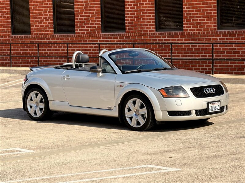 2004 Audi TT 1.8T Roadster FrontTrak   - Photo 9 - Sherman Oaks, CA 91403-1701