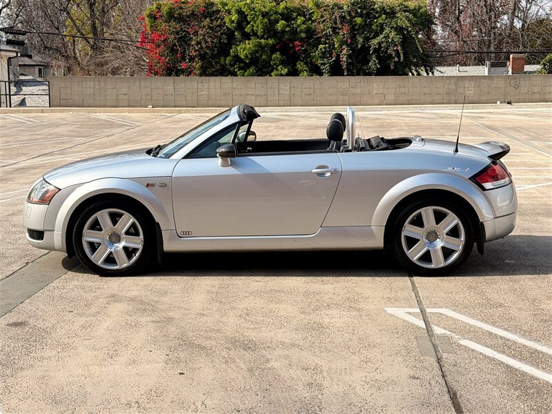 2004 Audi TT 1.8T Roadster FrontTrak   - Photo 4 - Sherman Oaks, CA 91403-1701