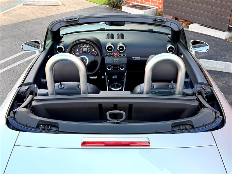 2004 Audi TT 1.8T Roadster FrontTrak   - Photo 14 - Sherman Oaks, CA 91403-1701