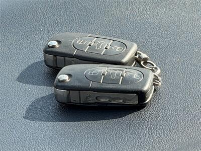 2004 Audi TT 1.8T Roadster FrontTrak   - Photo 23 - Sherman Oaks, CA 91403-1701