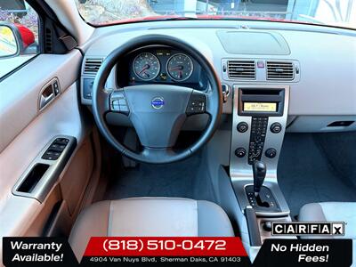 2005 Volvo V50 2.4i - Photo 10 - Sherman Oaks, CA 91403-1701