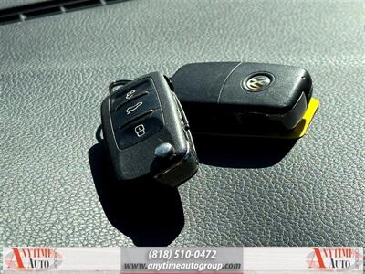 2010 Volkswagen GTI   - Photo 23 - Sherman Oaks, CA 91403-1701