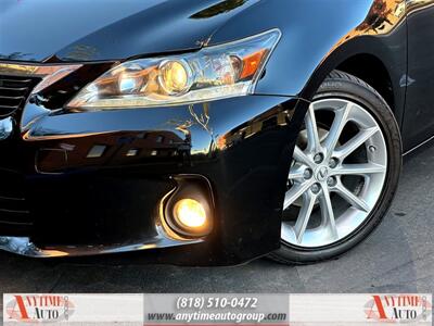 2012 Lexus CT 200h 200h   - Photo 30 - Sherman Oaks, CA 91403-1701