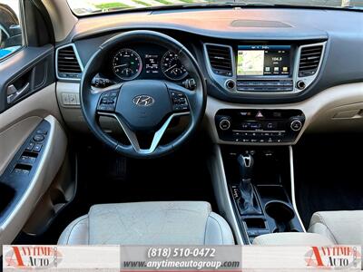 2016 Hyundai Tucson Limited   - Photo 12 - Sherman Oaks, CA 91403-1701