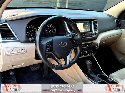 2016 Hyundai Tucson Limited   - Photo 14 - Sherman Oaks, CA 91403-1701